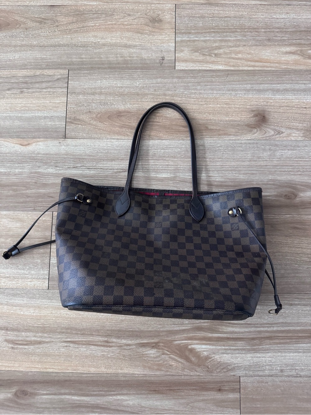 Louis Vuitton Neverfull MM
